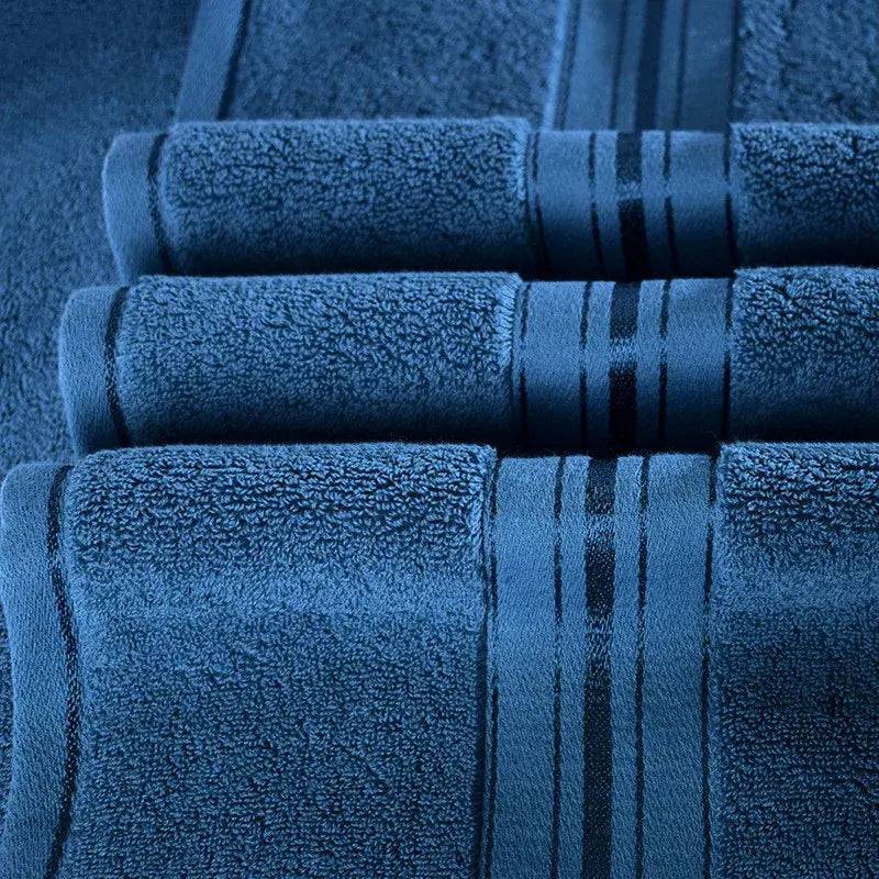 Ultra-Absorbent Bath Towel - Soft, Quick-Dry & Durable