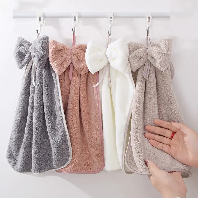 Microfiber Quick-Dry Bowknot Hand Towels - Soft & Stylish