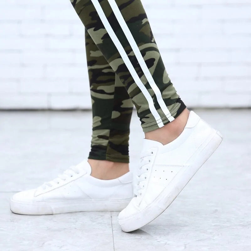 Women’s Skinny Leggings with White Side Stripes