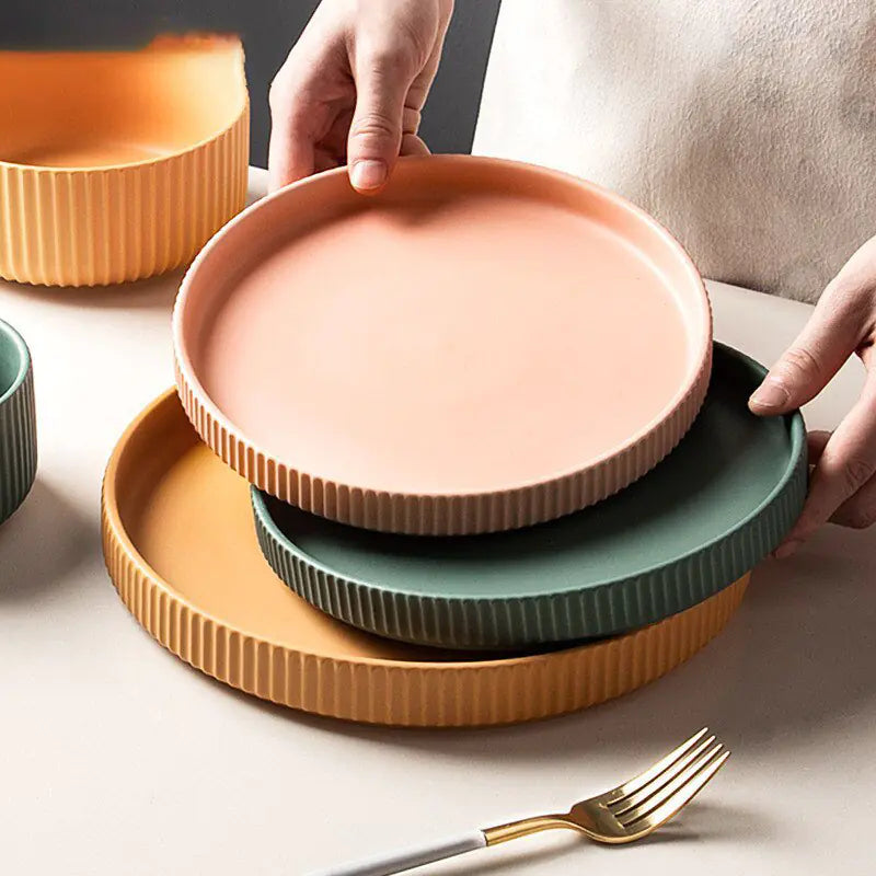 Elegant Ceramic Dinner Plates - Durable & Stylish Tableware