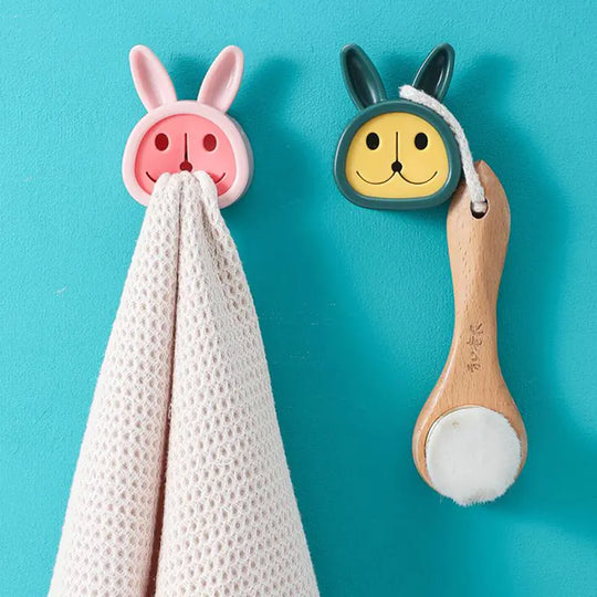 Charming Practical Towel & Plug Holder - Stylish Organizer